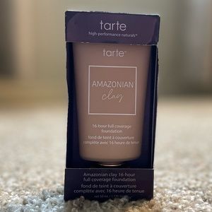 BNWT - Tarte Amazonian Full-Coverage Foundation
